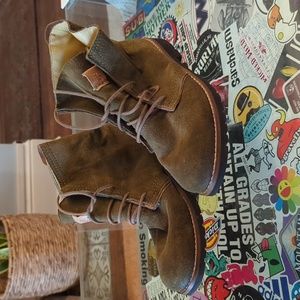 Bussola lace-up suede combat boots